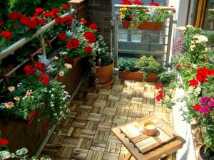 Create-a-garden-on-the-balcony-300x225