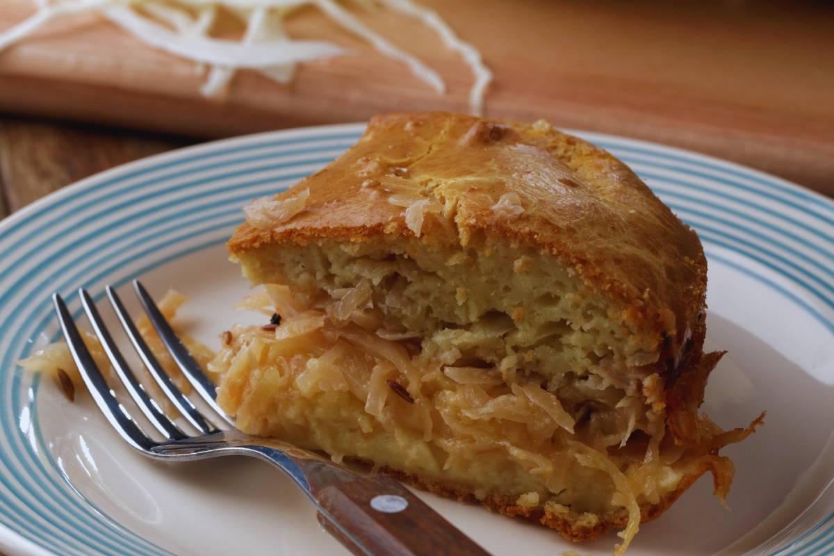 reteta placinta cu varza acra